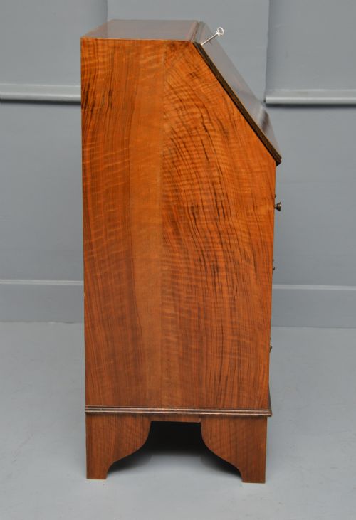 SMALL GEORGIAN REVIVAL INLAID SATINWOOD BUREAU DESK - ADDITIONAL PHOTO 14