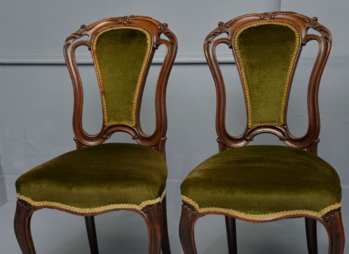 SET OF FOUR VICTORIAN CARVED MAHOGANY DINING CHAIRS - ADDITIONAL PHOTO 1