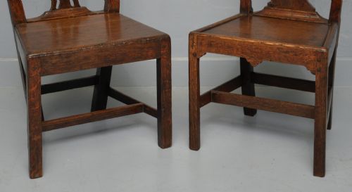 MATCHED PAIR OF GEORGIAN OAK CHIPPENDALE COUNTRY SIDE CHAIRS - ADDITIONAL PHOTO 6