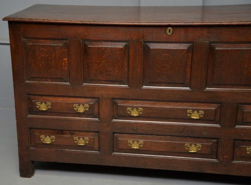 MAGNIFICENT LARGE 18TH CENTURY GEORGIAN OAK MULE CHEST - ADDITIONAL PHOTO 7