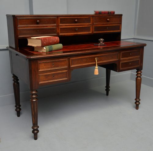 Quality French 19th Century Leather Top Extending Rosewood Desk