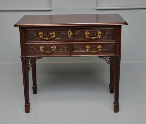 CHIPPENDALE PERIOD GEORGIAN MAHOGANY LOWBOY SIDE TABLE - ADDITIONAL PHOTO 2