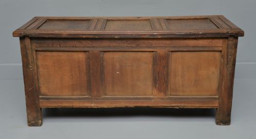 18TH CENTURY OAK COFFER CHEST - ADDITIONAL PHOTO 7