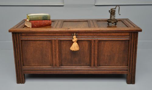 18TH CENTURY OAK COFFER CHEST - ADDITIONAL PHOTO 12