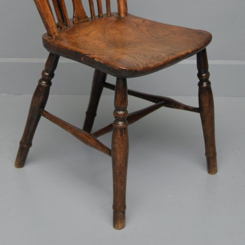 CHARMING EARLY 19TH CENTURY ELM WHEELBACK WINDSOR CHAIR - ADDITIONAL PHOTO 2