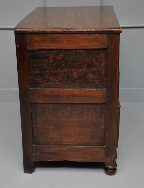 WILLIAM AND MARY LATE 17TH CENTURY OAK CHEST OF DRAWERS - ADDITIONAL PHOTO 8