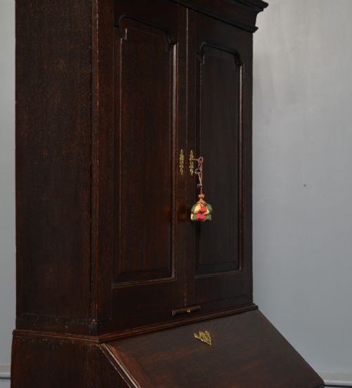 EARLY 18TH CENTURY SOLID OAK BUREAU BOOKCASE CABINET - ADDITIONAL PHOTO 22