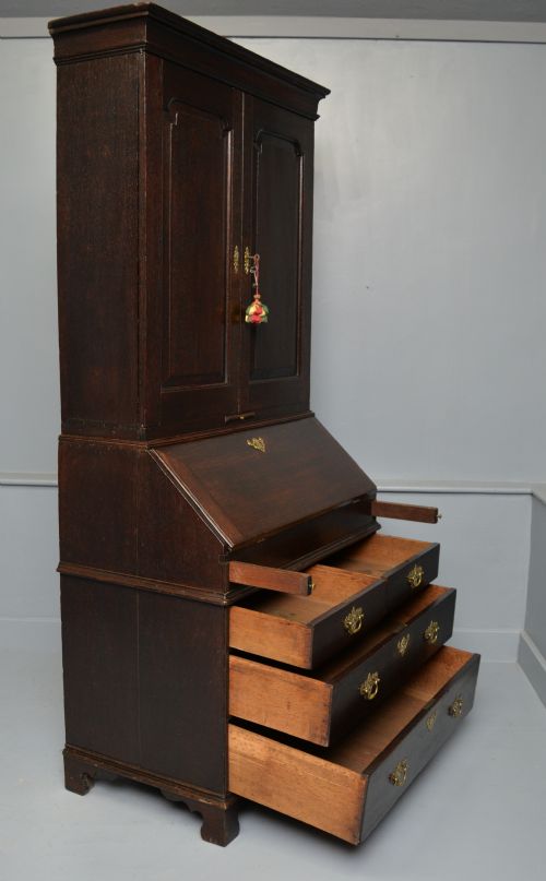 EARLY 18TH CENTURY SOLID OAK BUREAU BOOKCASE CABINET - ADDITIONAL PHOTO 23