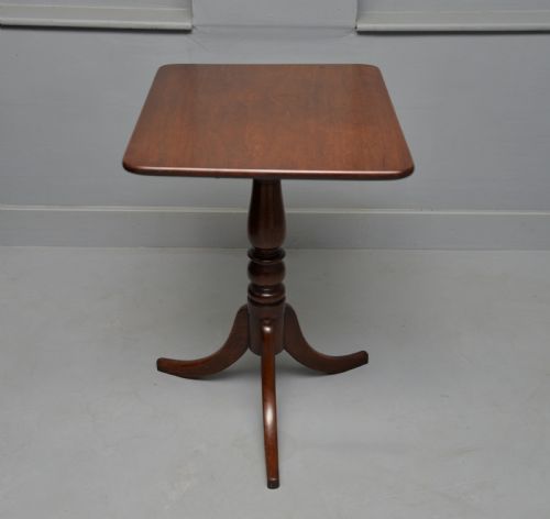 ELEGANT VICTORIAN SOLID MAHOGANY SIDE WINE TABLE - ADDITIONAL PHOTO 6