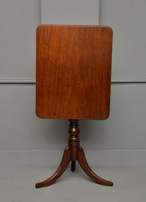 ELEGANT VICTORIAN SOLID MAHOGANY SIDE WINE TABLE - ADDITIONAL PHOTO 13