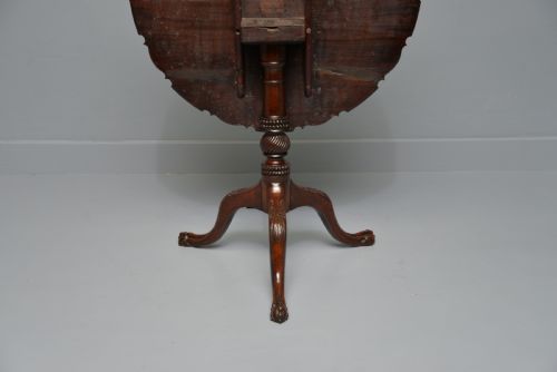 FINE GEORGE III 18TH CENTURY MAHOGANY PIE CRUST TILT TOP TRIPOD TABLE - ADDITIONAL PHOTO 15