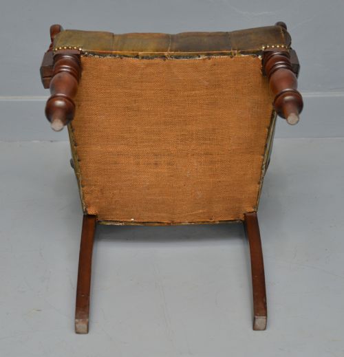 HANDSOME MID 19TH CENTURY MAHOGANY BUTTONED LEATHER DESK CHAIR - ADDITIONAL PHOTO 13