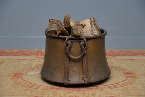 LARGE ANTIQUE 19TH CENTURY COPPER LOG BIN CAULDRON - ADDITIONAL PHOTO 3