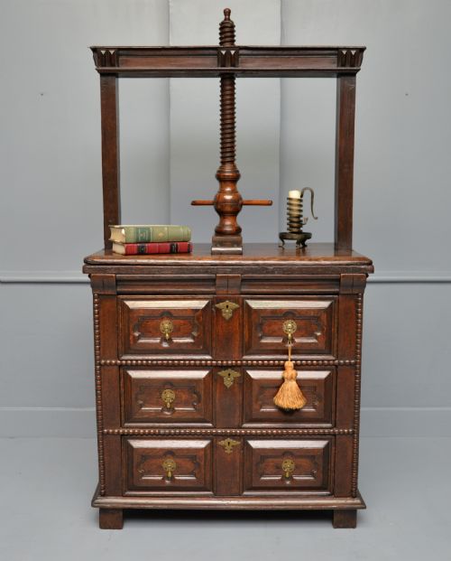 17TH CENTURY SMALL OAK CHEST OF DRAWERS WITH BOOK LINEN PRESS PROVENANCE - ADDITIONAL PHOTO 2