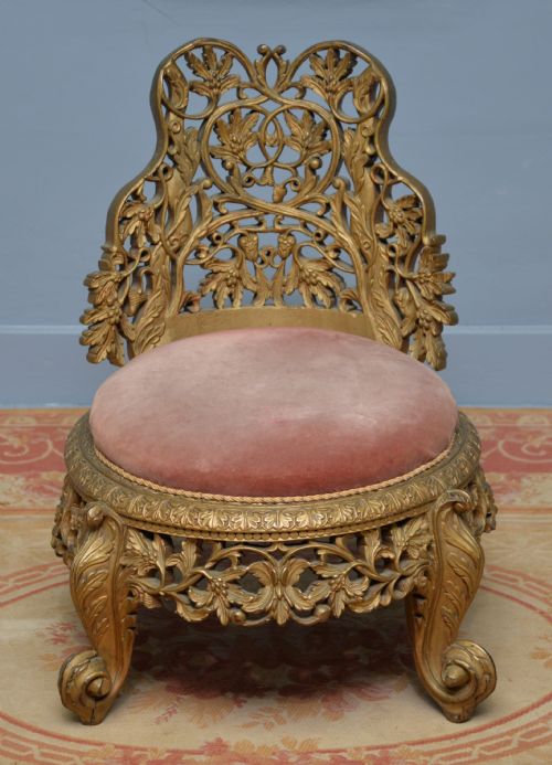 19TH CENTURY ANGLO INDIAN CARVED GILT WOOD BEDROOM SIDE CHAIR - ADDITIONAL PHOTO 3