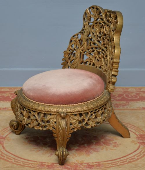 19TH CENTURY ANGLO INDIAN CARVED GILT WOOD BEDROOM SIDE CHAIR - ADDITIONAL PHOTO 5