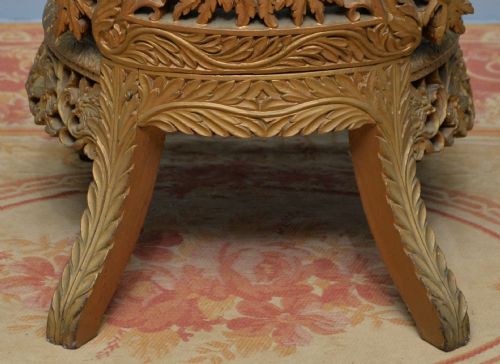 19TH CENTURY ANGLO INDIAN CARVED GILT WOOD BEDROOM SIDE CHAIR - ADDITIONAL PHOTO 10