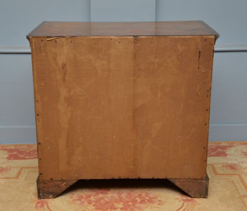 GEORGE II SOLID OAK CHEST OF DRAWERS - ADDITIONAL PHOTO 8