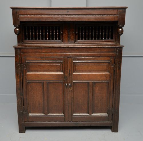 CHARMING SMALL 17TH CENTURY FOOD COURT CUPBOARD - ADDITIONAL PHOTO 4