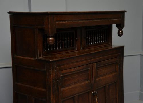 CHARMING SMALL 17TH CENTURY FOOD COURT CUPBOARD - ADDITIONAL PHOTO 15