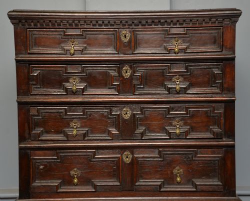 17TH CENTURY CHARLES II OAK CHEST OF DRAWERS ON LATER CUPBOARD - ADDITIONAL PHOTO 3