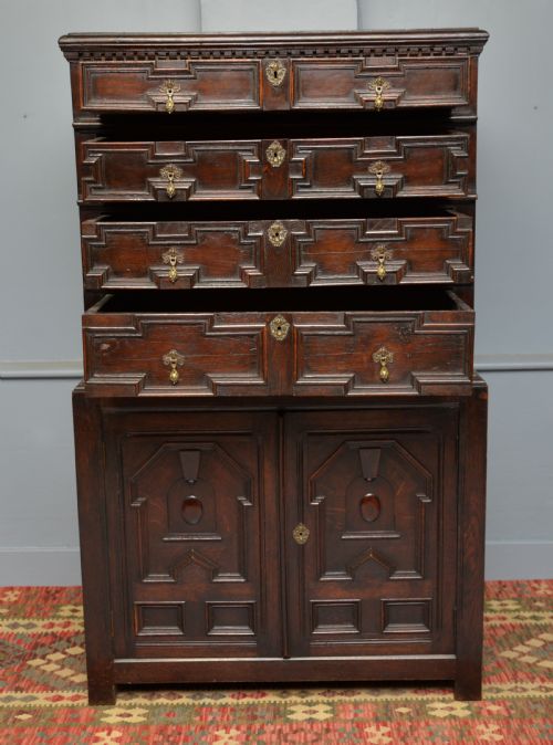 17TH CENTURY CHARLES II OAK CHEST OF DRAWERS ON LATER CUPBOARD - ADDITIONAL PHOTO 8