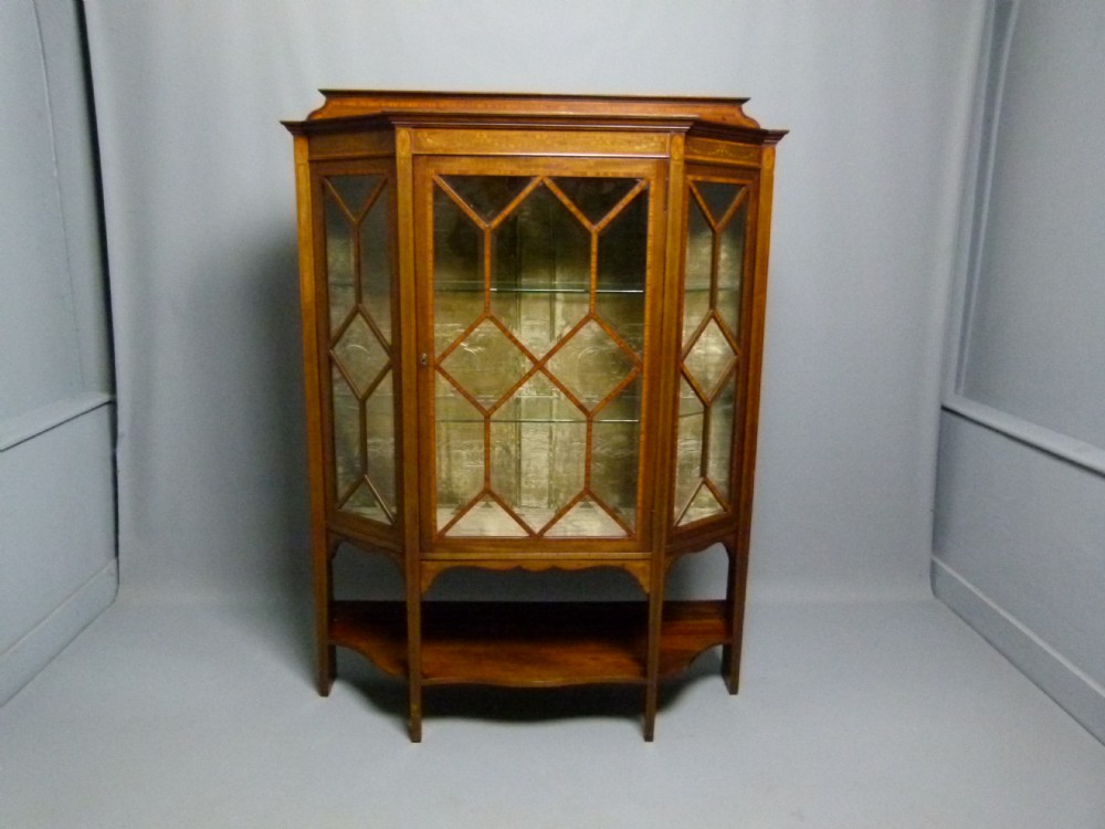 Fine Edwardian Mahogany Inlaid Display Cabinet