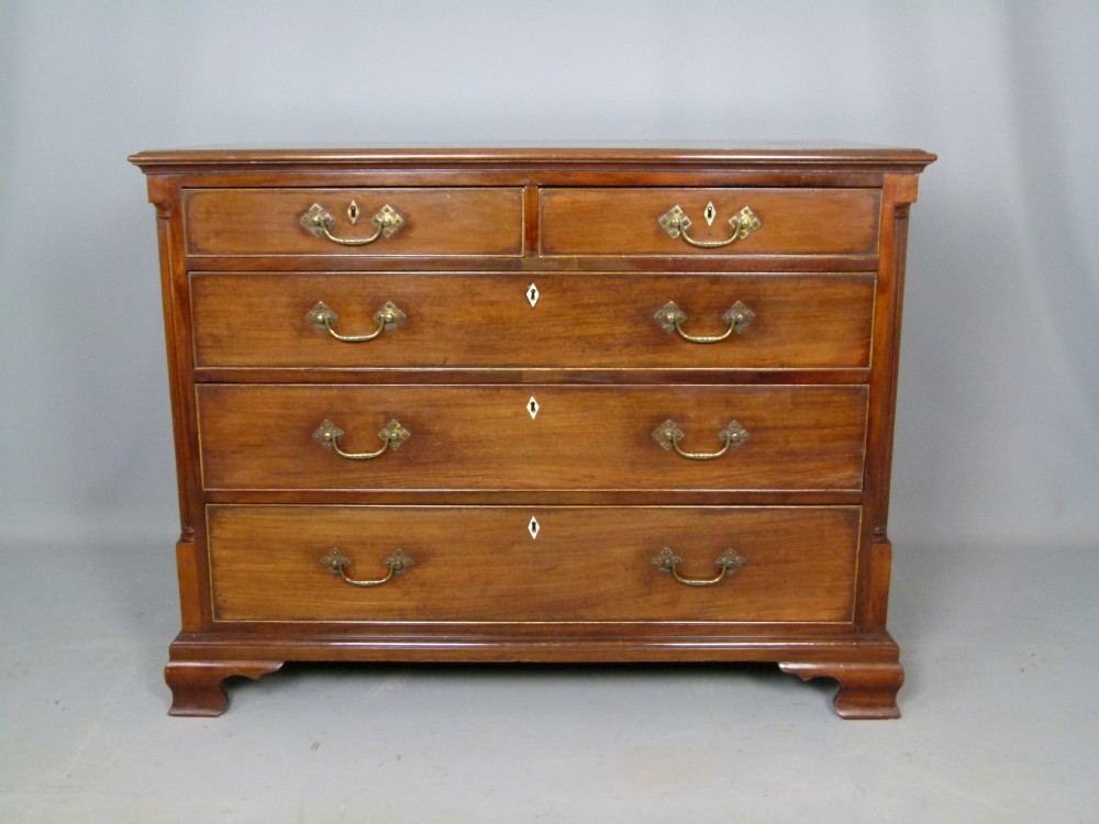 Georgian Mahogany Chest Of Drawers c1760