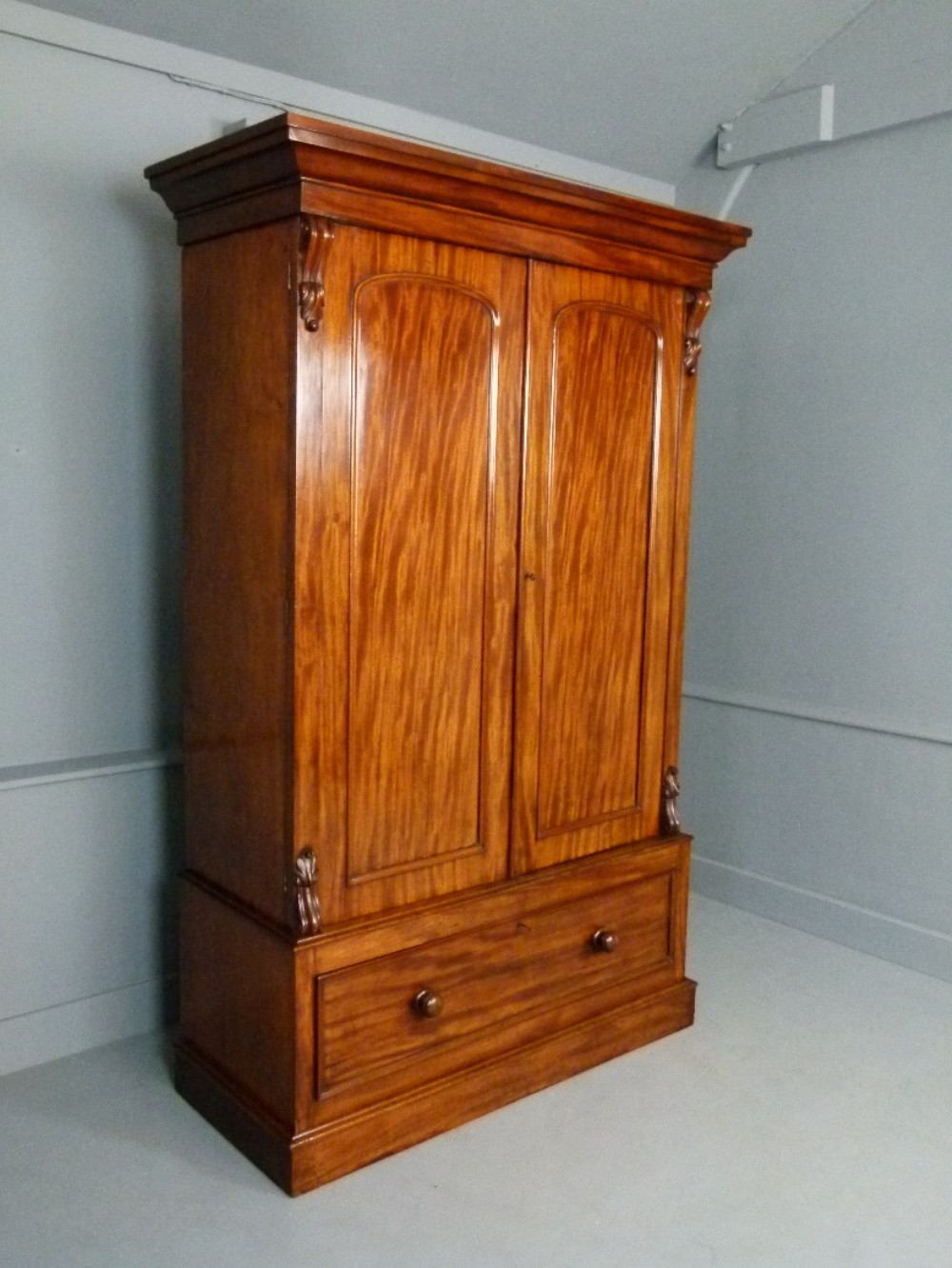 Victorian Figured Mahogany Linen Press Wardrobe