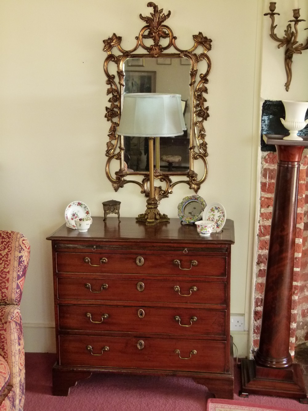 Charming Georgian Mahogany Chest Of Drawers With Brushing Slide View XII