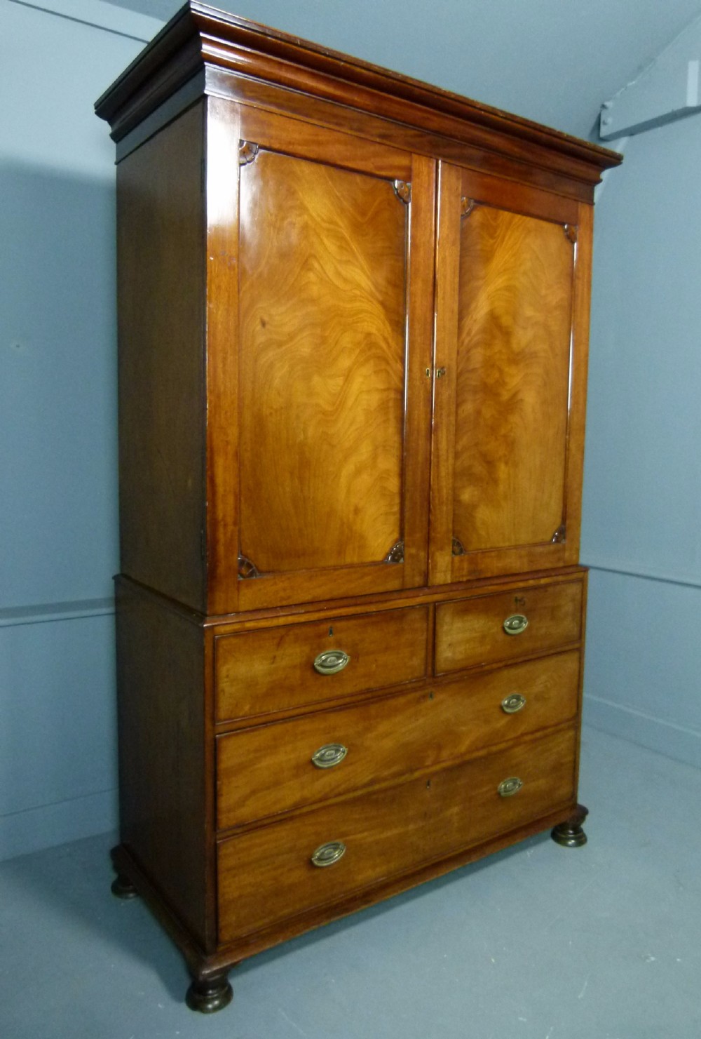 William IV Mahogany Linen-Press c1830 View XII