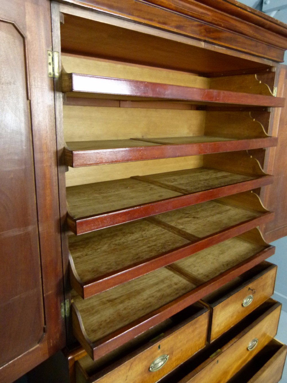 William IV Mahogany Linen-Press c1830 View XV