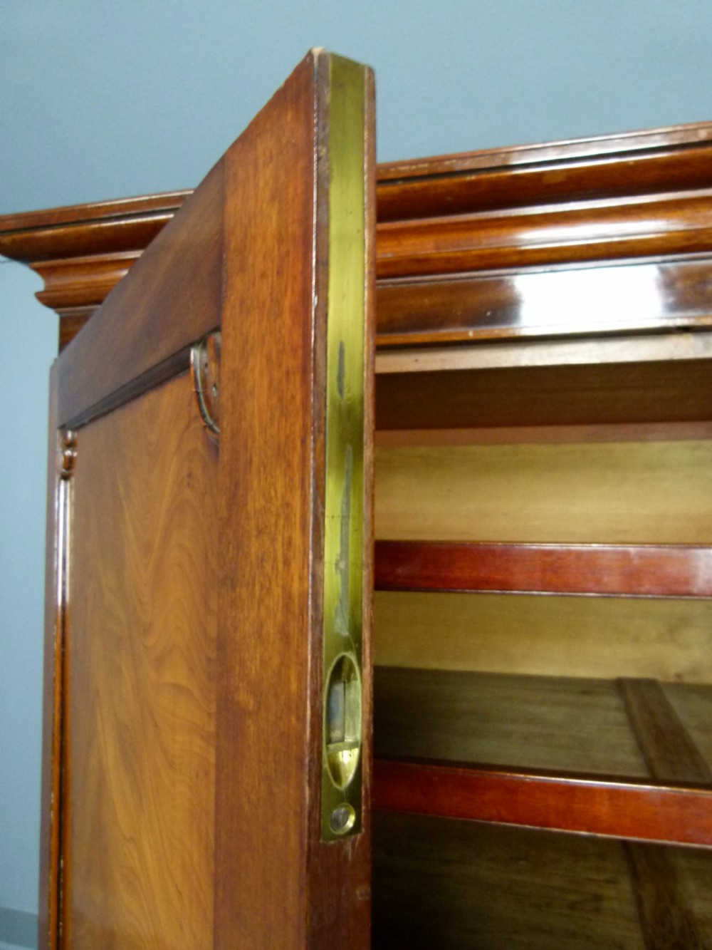 William IV Mahogany Linen-Press c1830 View XIX