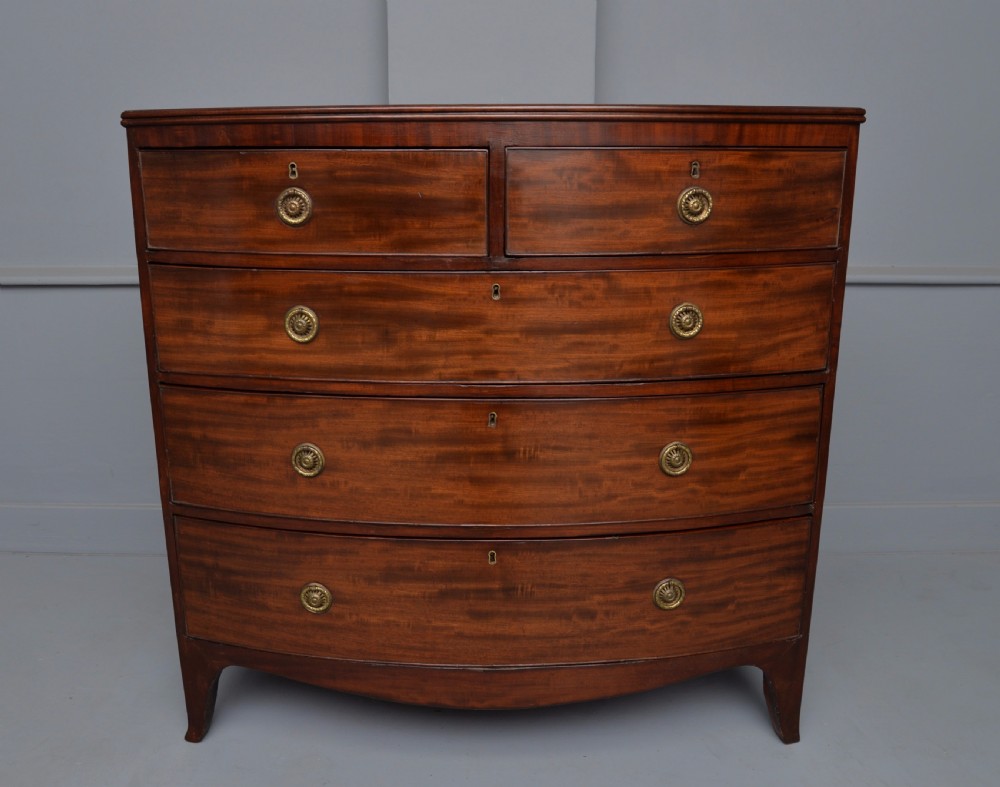 Georgian Mahogany Bow-Front Chest Of Drawers View XIII