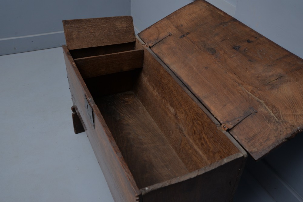 17th Century Oak Six Plank Coffer View VIII