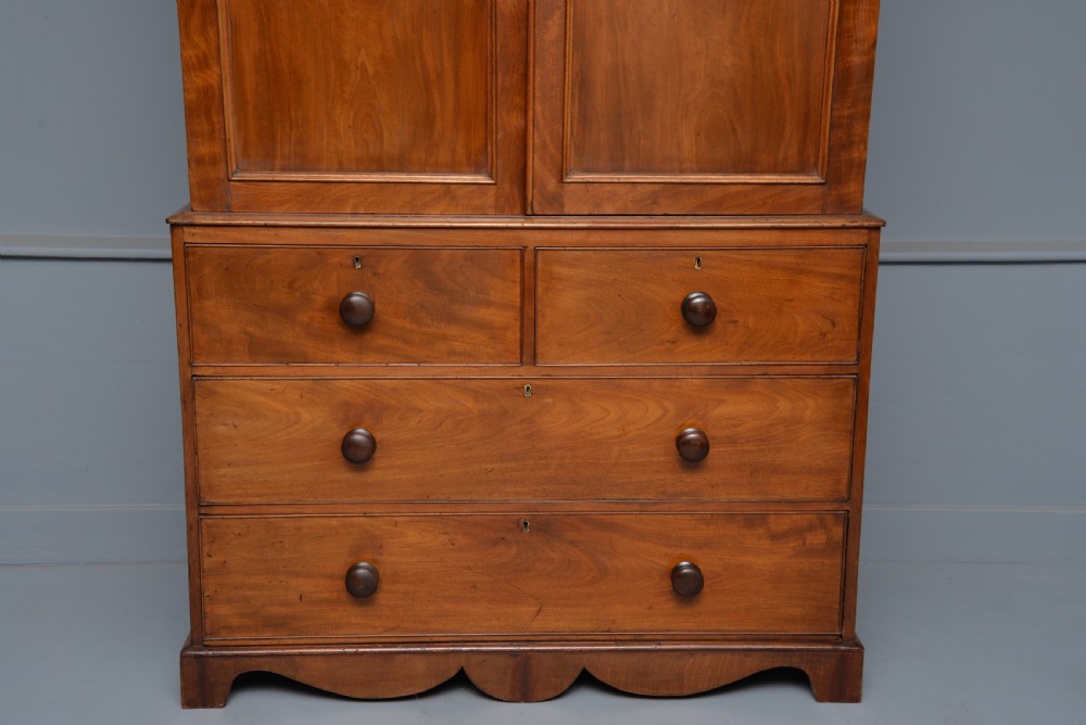 Elegant Early Victorian Mahogany Linen-Press View IV