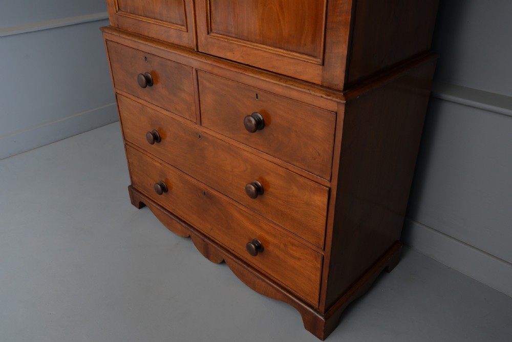 Elegant Early Victorian Mahogany Linen-Press View VI