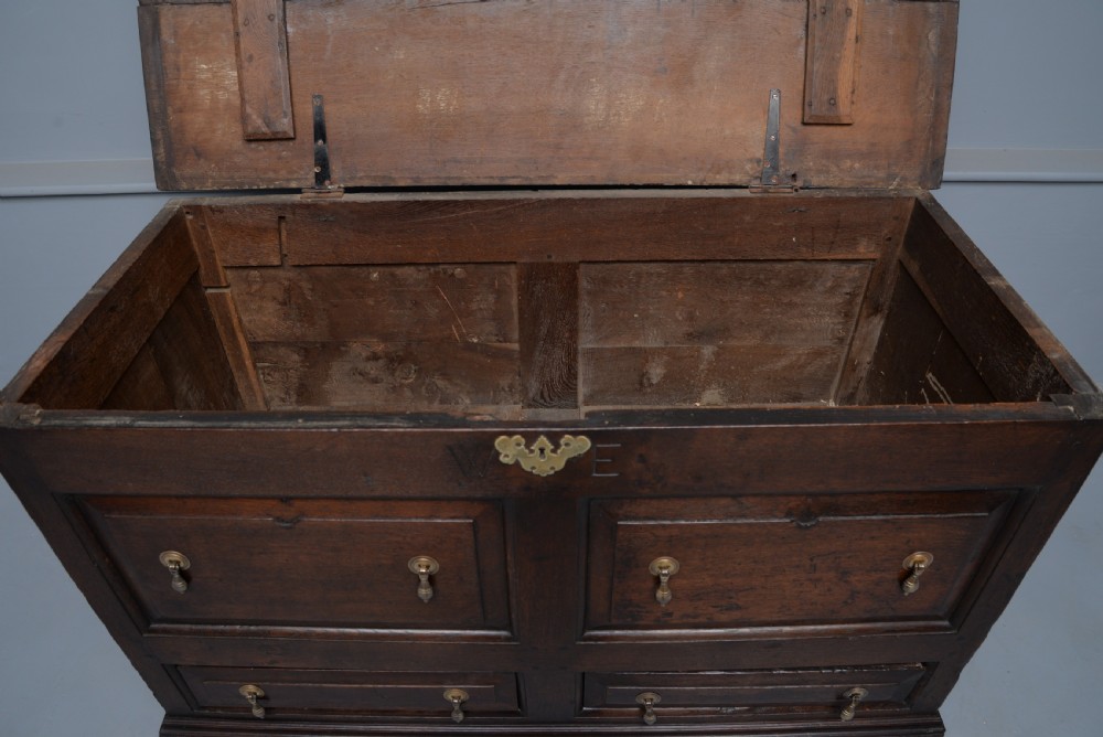 18th Century Oak Mule Chest View VII