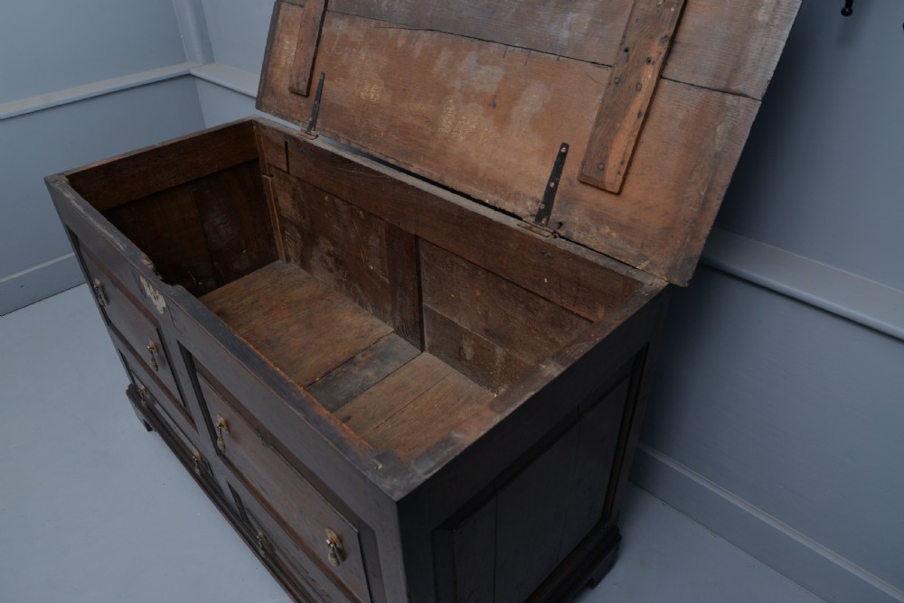 18th Century Oak Mule Chest View VIII