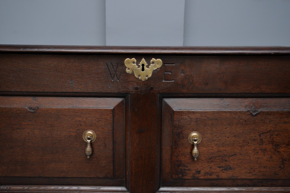 18th Century Oak Mule Chest View IX