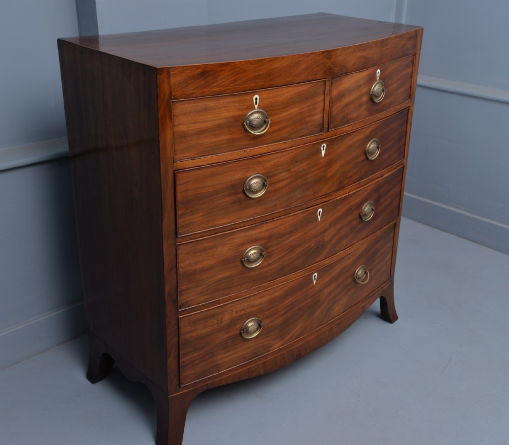 Elegant Regency Caddy-Top Bow-Front Mahogany Chest Of Drawers View VI