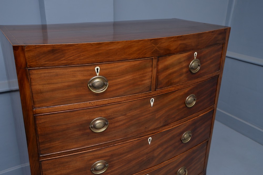 Elegant Regency Caddy-Top Bow-Front Mahogany Chest Of Drawers View X