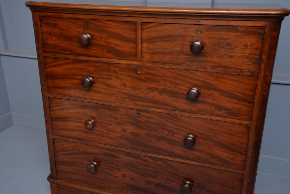 Handsome Victorian Mahogany Chest Of Drawers View V