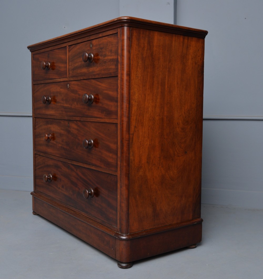 Handsome Victorian Mahogany Chest Of Drawers View XII