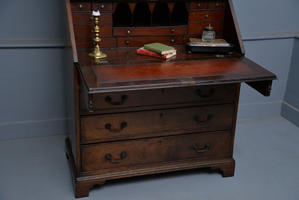 Superb George III Mahogany Bureau Bookcase View IV