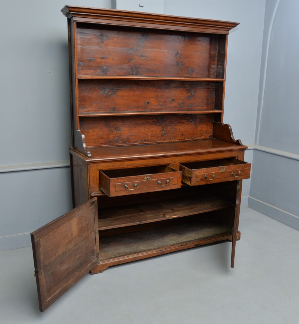  Georgian Solid Oak Dresser View XI