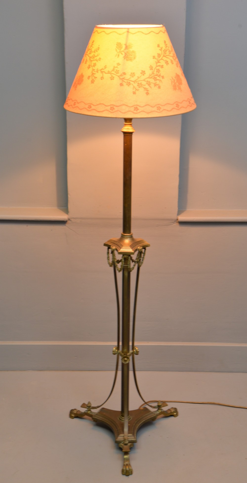 Elegant Edwardian Brass Standard Lamp