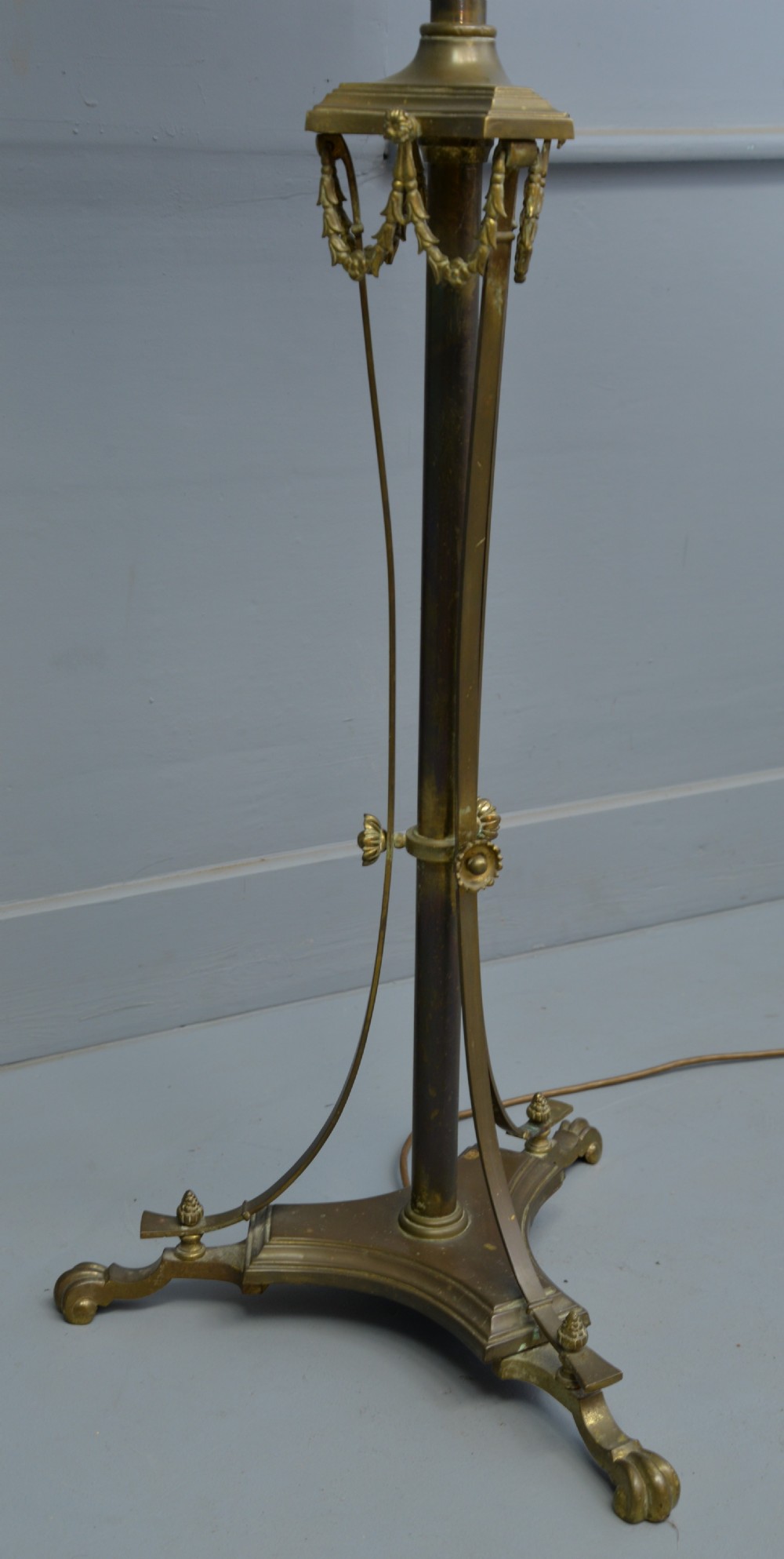 Elegant Edwardian Brass Standard Lamp View VI