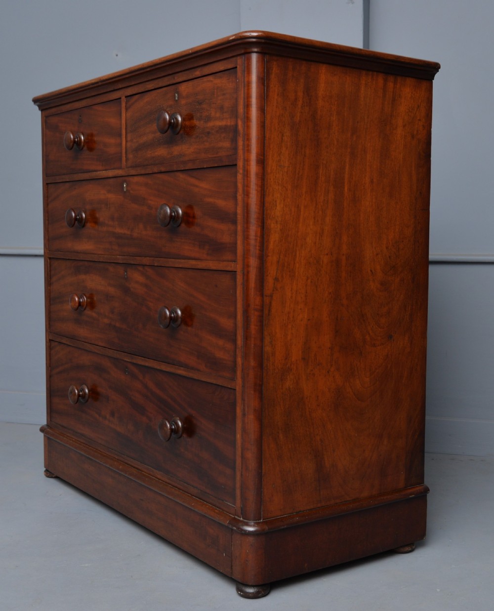 Handsome Victorian Mahogany Chest Of Drawers View XII