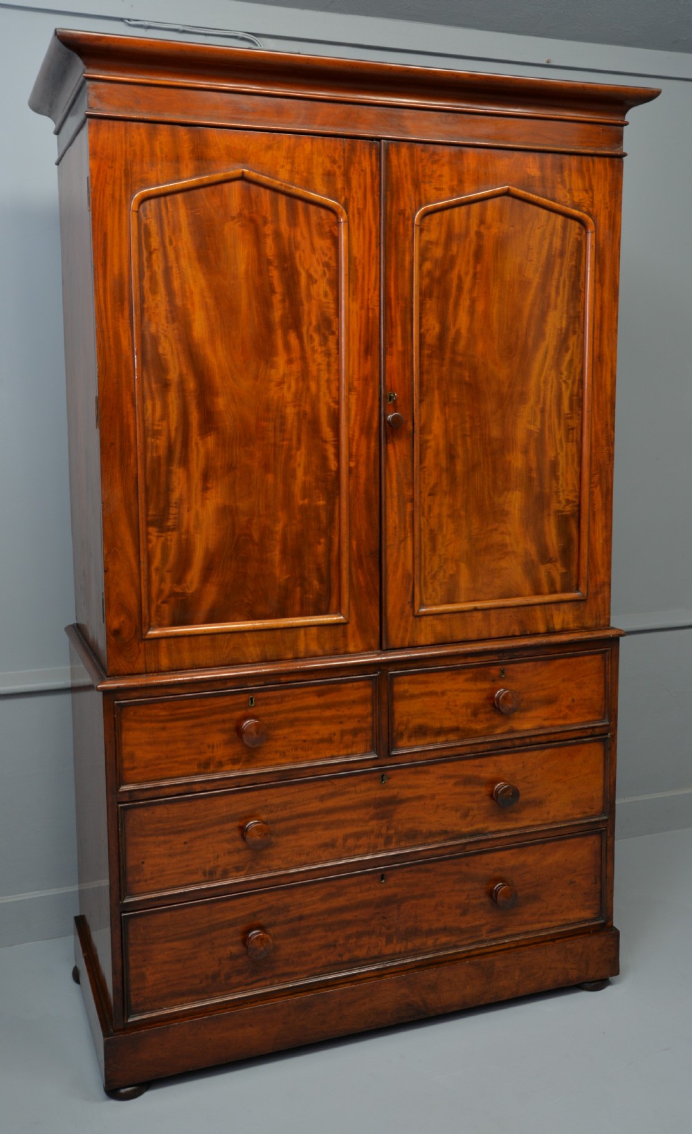 Handsome Regency Mahogany Linen-Press View II
